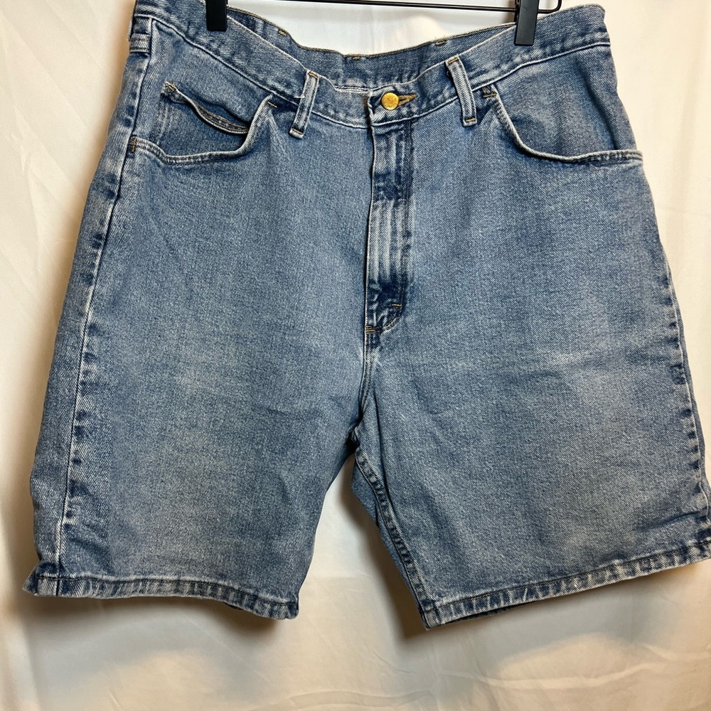 Men's Wrangler Authentic Relaxed Fit Blue Denim Jean Shorts 36 Light Wash Cotton